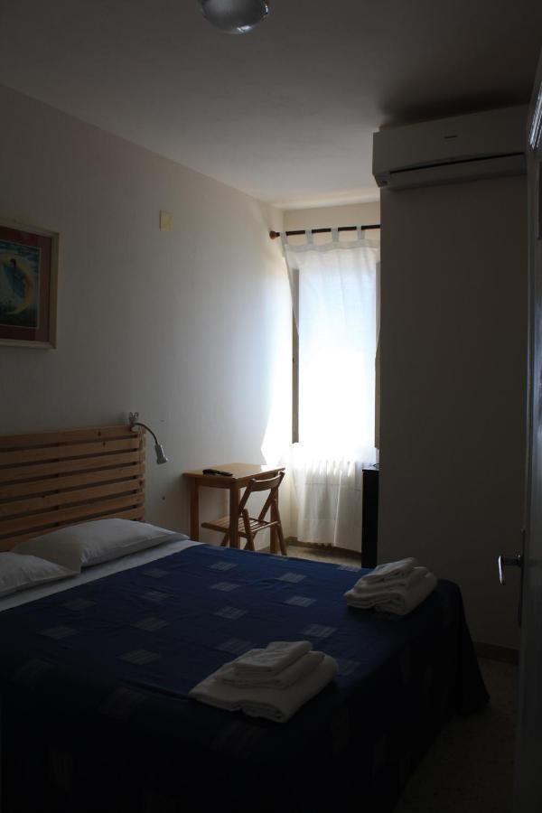 Castello - Solo Pernotto Hotel Cupra Marittima Kültér fotó